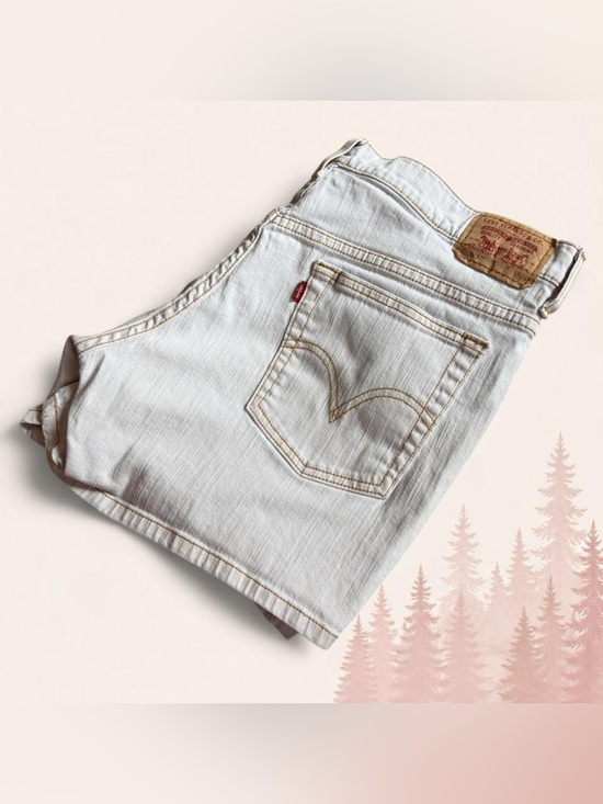 Levi's Pants - Levi’s 515 Nouveau Cream Denim Shorts – Women’s Size 14